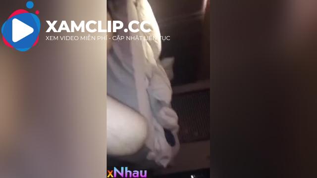kỉ niệm cùng em nyc với kĩ năng bú cu cực điêu luyện