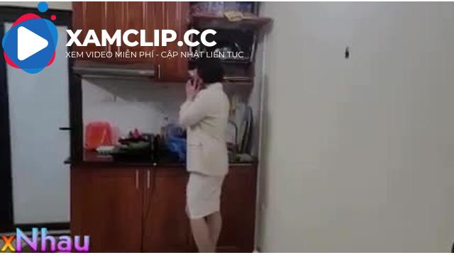 Đang nấu ăn thử canh bị thg con lén bỏ thuốc kích dục và cái kết loạn luân mẹ con