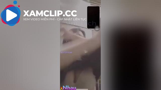 Hồng hài nhi cuto gạ MBBG chát sex thủ dâm bị chồng phát hiện