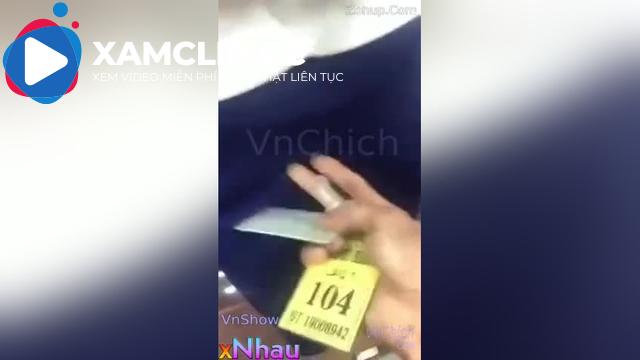 Biến thái, tốc váy sờ lồn e lễ tân xong bắt vào phòng bị 2 thg xuất trong đến khóc